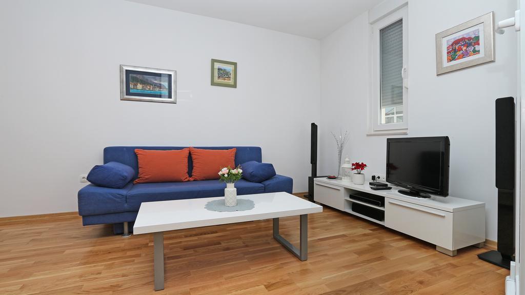 Antonijas Sunny Apartment Makarska Exteriör bild